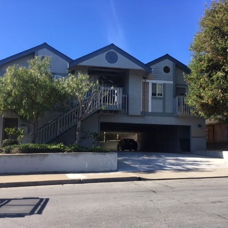 David Avenue (700) - Photo 3 of 31