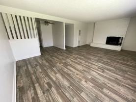 Town and Country Garden Apartments - Photo 1 of 1