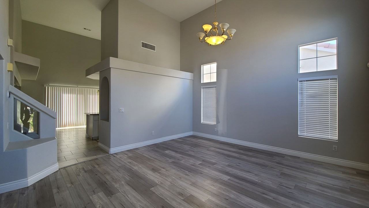 8717 Harvest Valley Ave - Photo 2 of 27