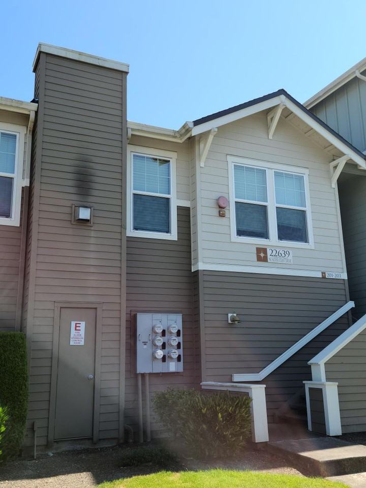 22639 Ne Alder Crest Dr #202 - Photo 3 of 36