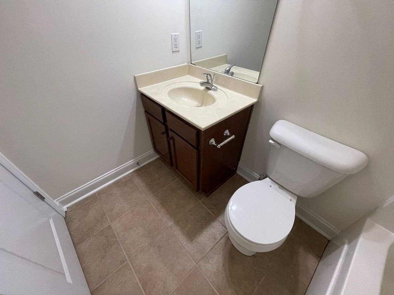 972 Dr Martin Luther King Pkwy - Photo 7 of 14