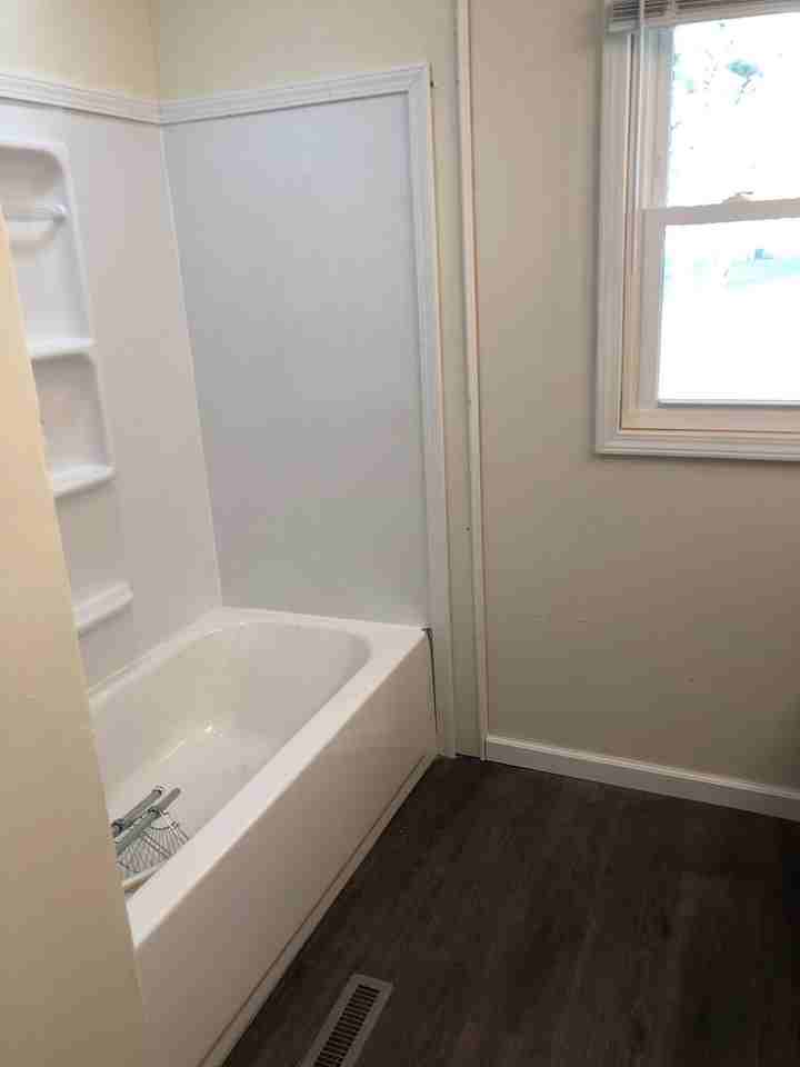 308 Green St - Photo 6 of 11