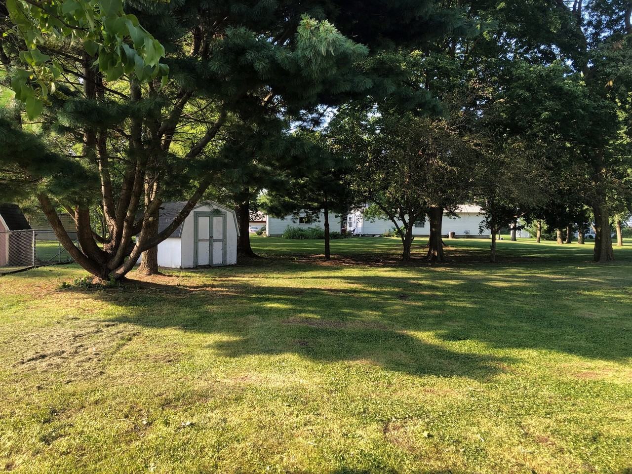 308 Green St - Photo 7 of 11