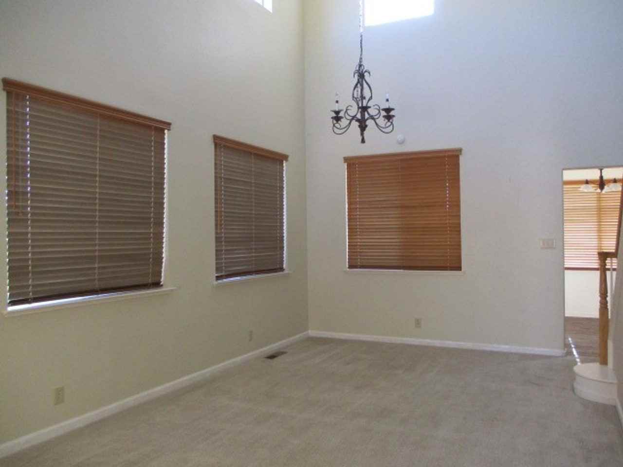 2615 Glen Eagles Dr - Photo 6 of 28