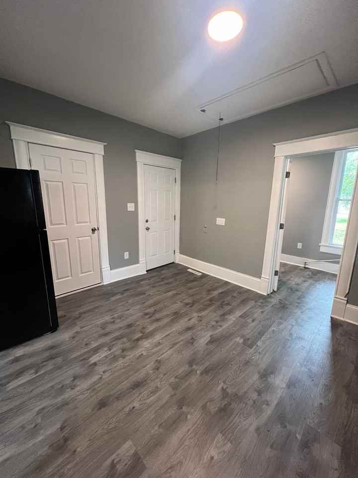 1201 W Walnut St - Photo 7 of 17