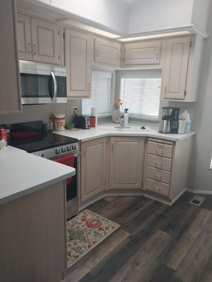 840 N Twin Lakes Dr #205 - Photo 3 of 10