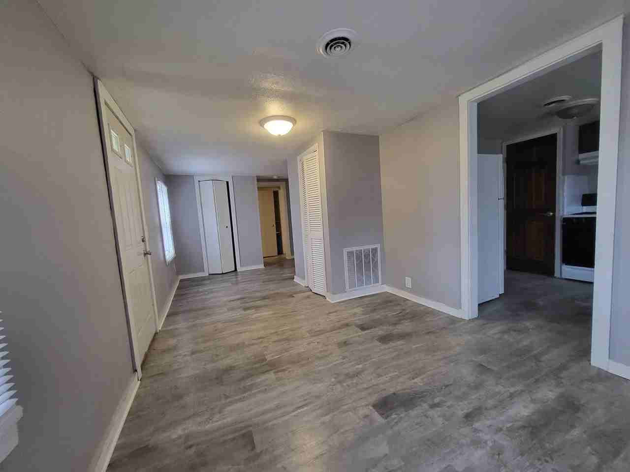 fairview ave 2104 - Photo 2 of 14