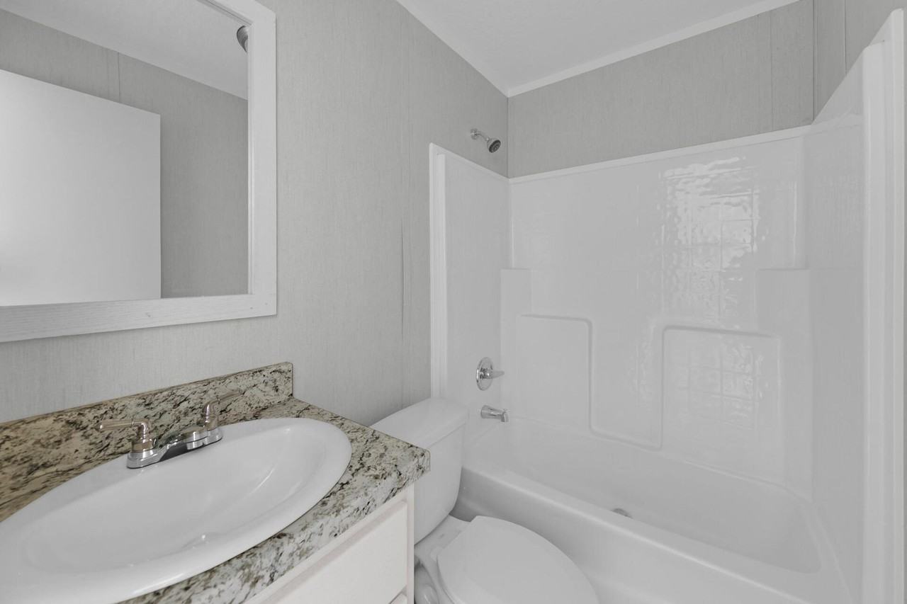 207 Laurel Lane - Photo 3 of 19