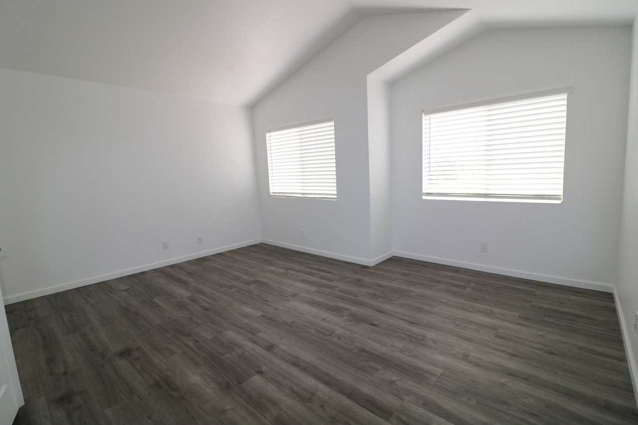 3091 Lamplighter St - Photo 3 of 31