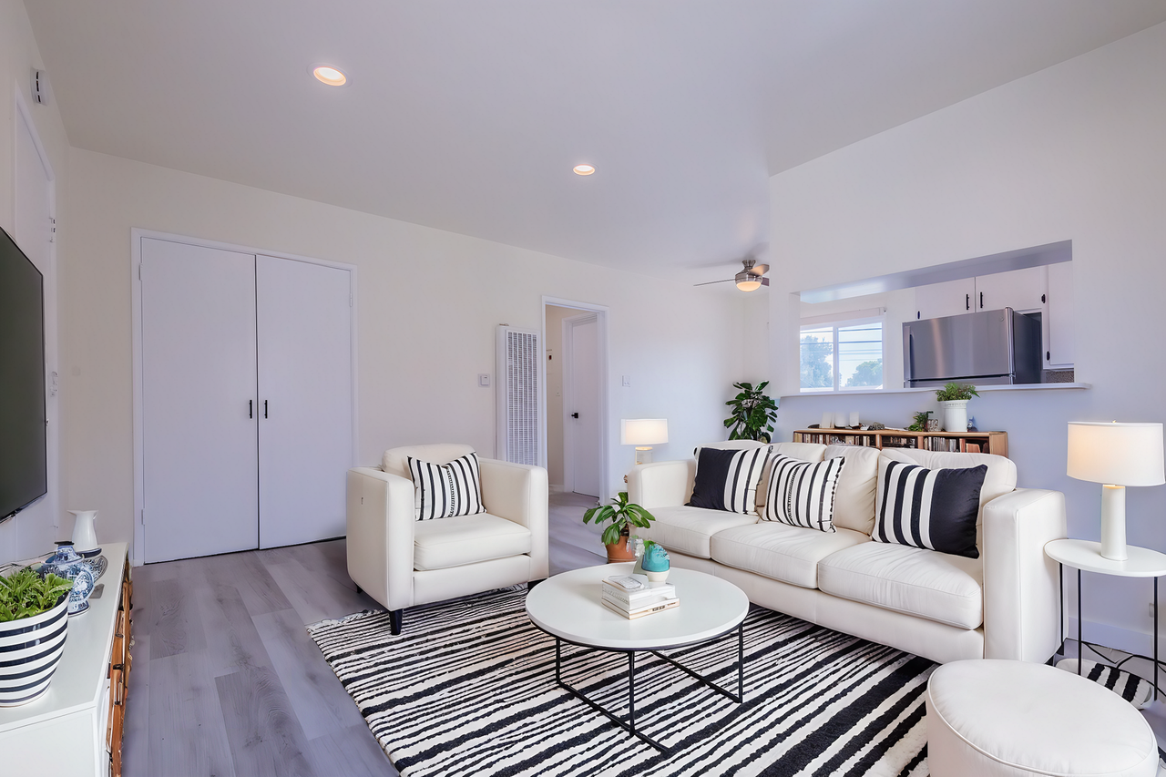 Pullman Lane Residences - Photo 2 of 50