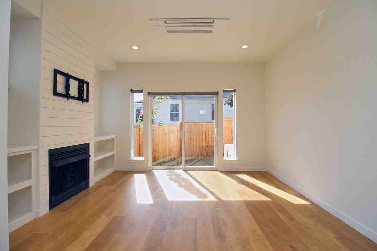 5725 S Kelly Ave - Photo 5 of 27