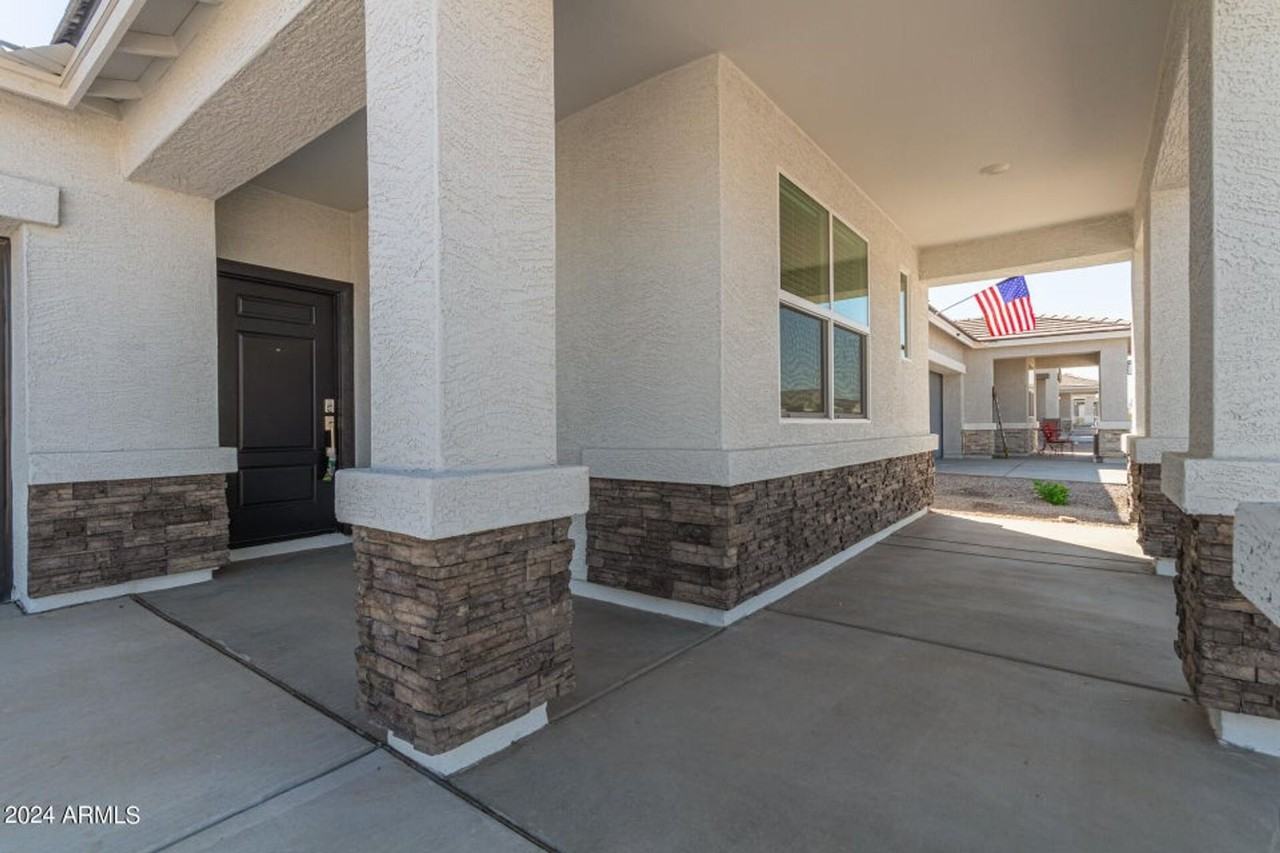 15371 W Smoketree Dr - Photo 7 of 41