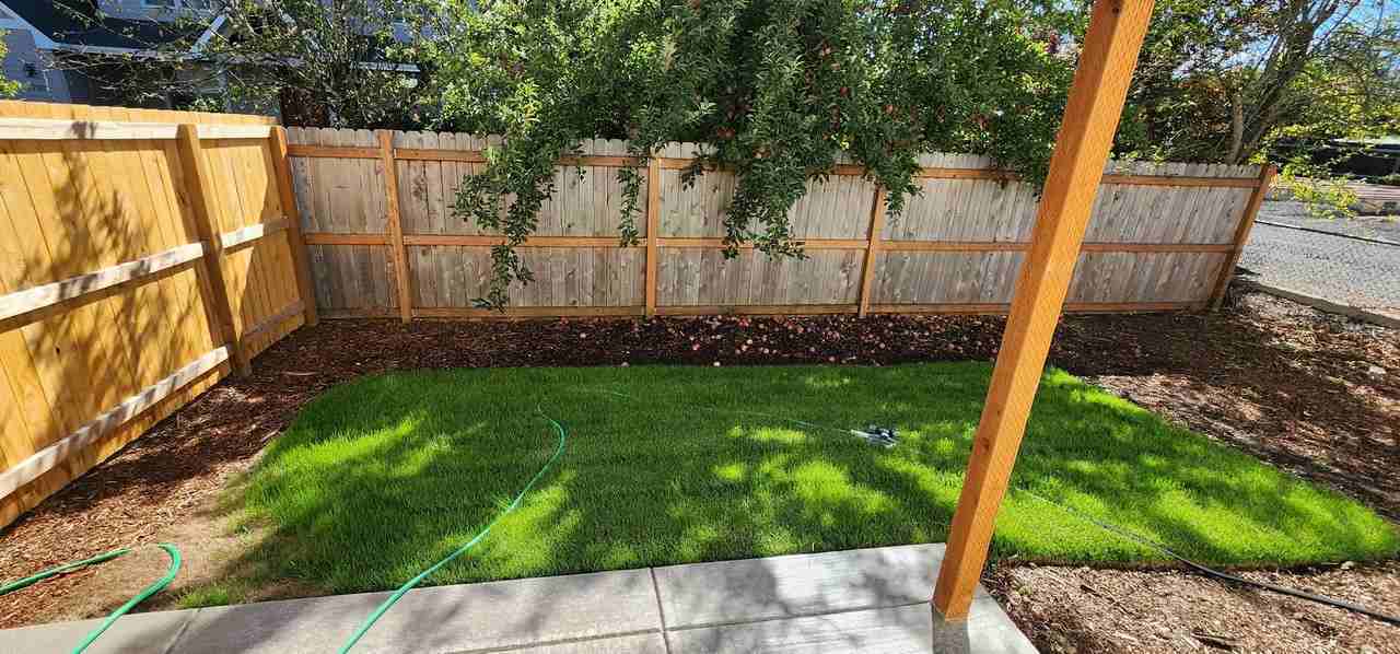 1720 Southwest 2nd Street #B - Photo 4 of 26