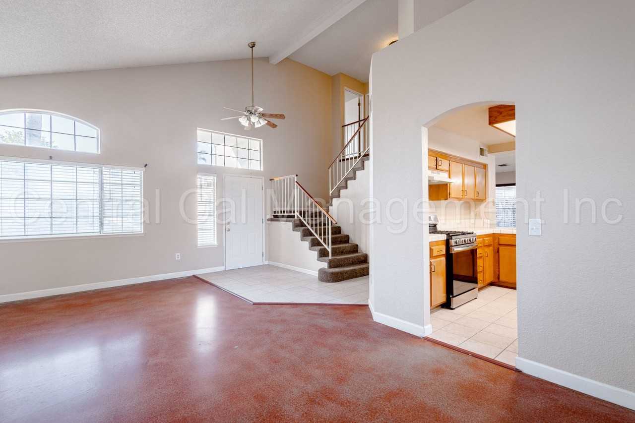 8004 Rushing River Ct - Photo 6 of 25