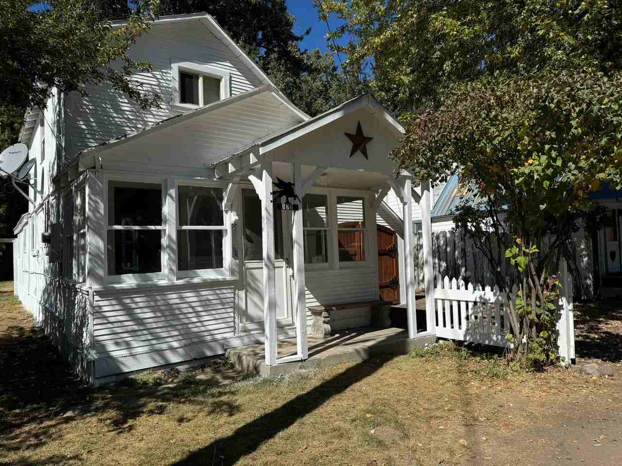 133 Stover Rd - Photo 3 of 33