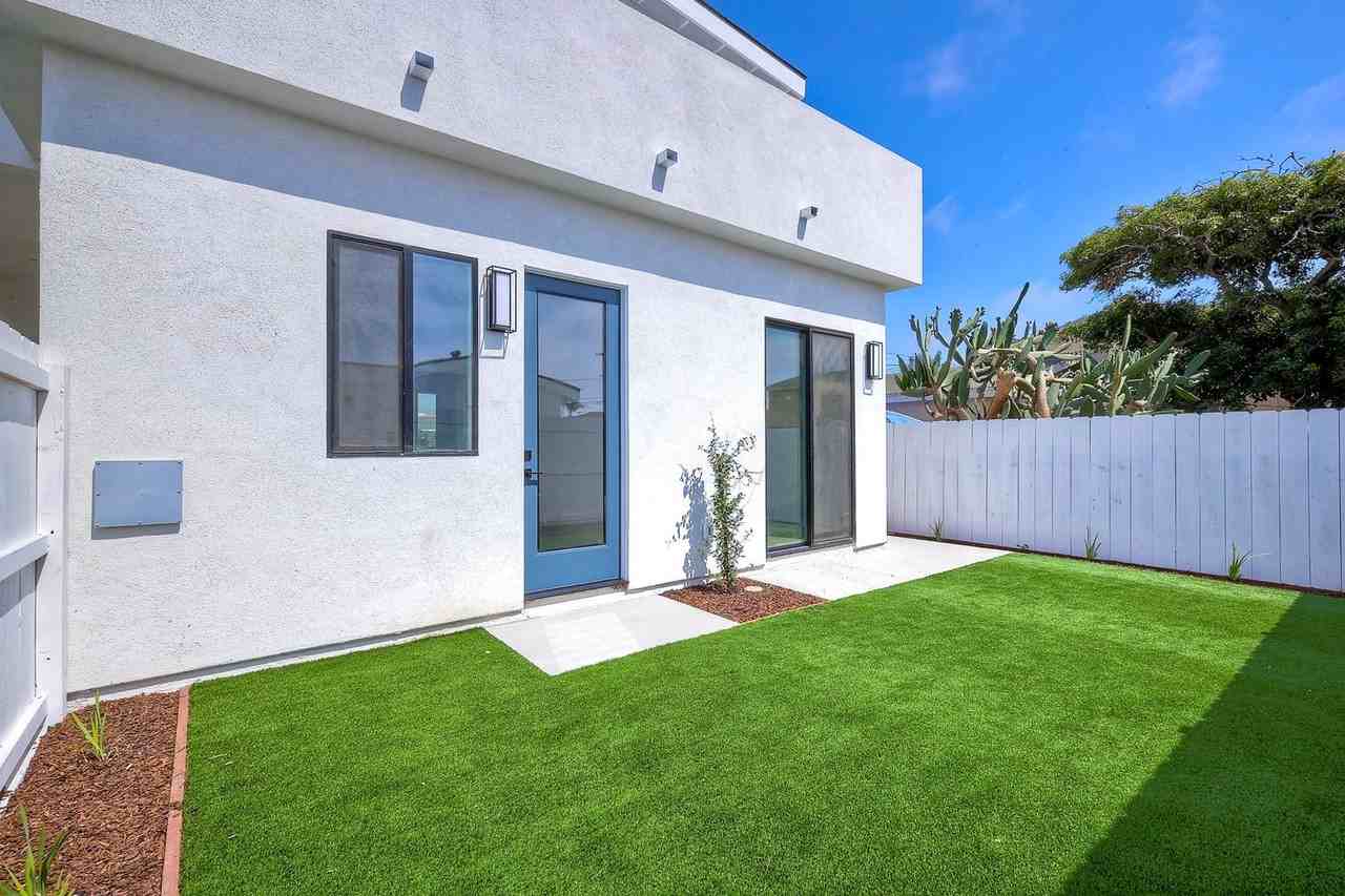 573 Florida St #1 - Photo 3 of 50