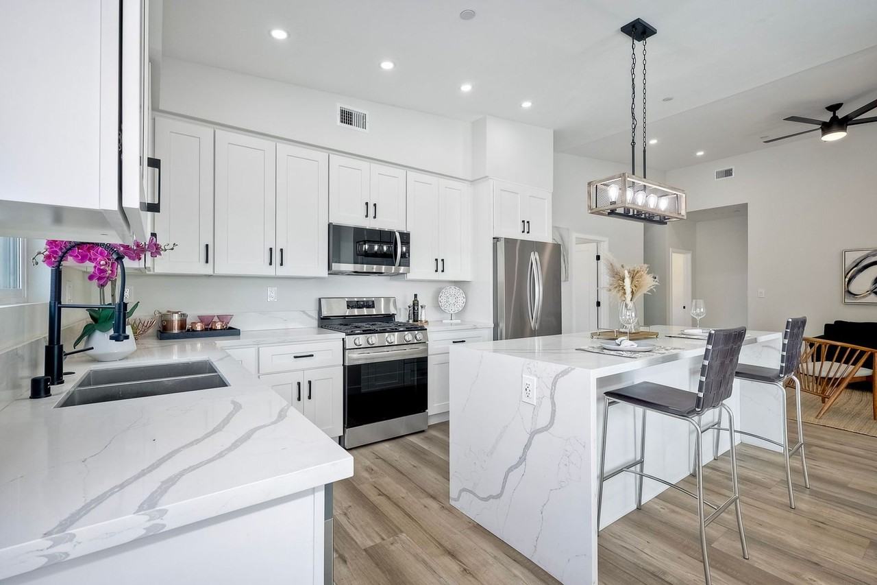 573 Florida St #1 - Photo 6 of 50