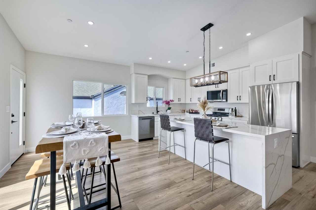 573 Florida St #1 - Photo 7 of 50