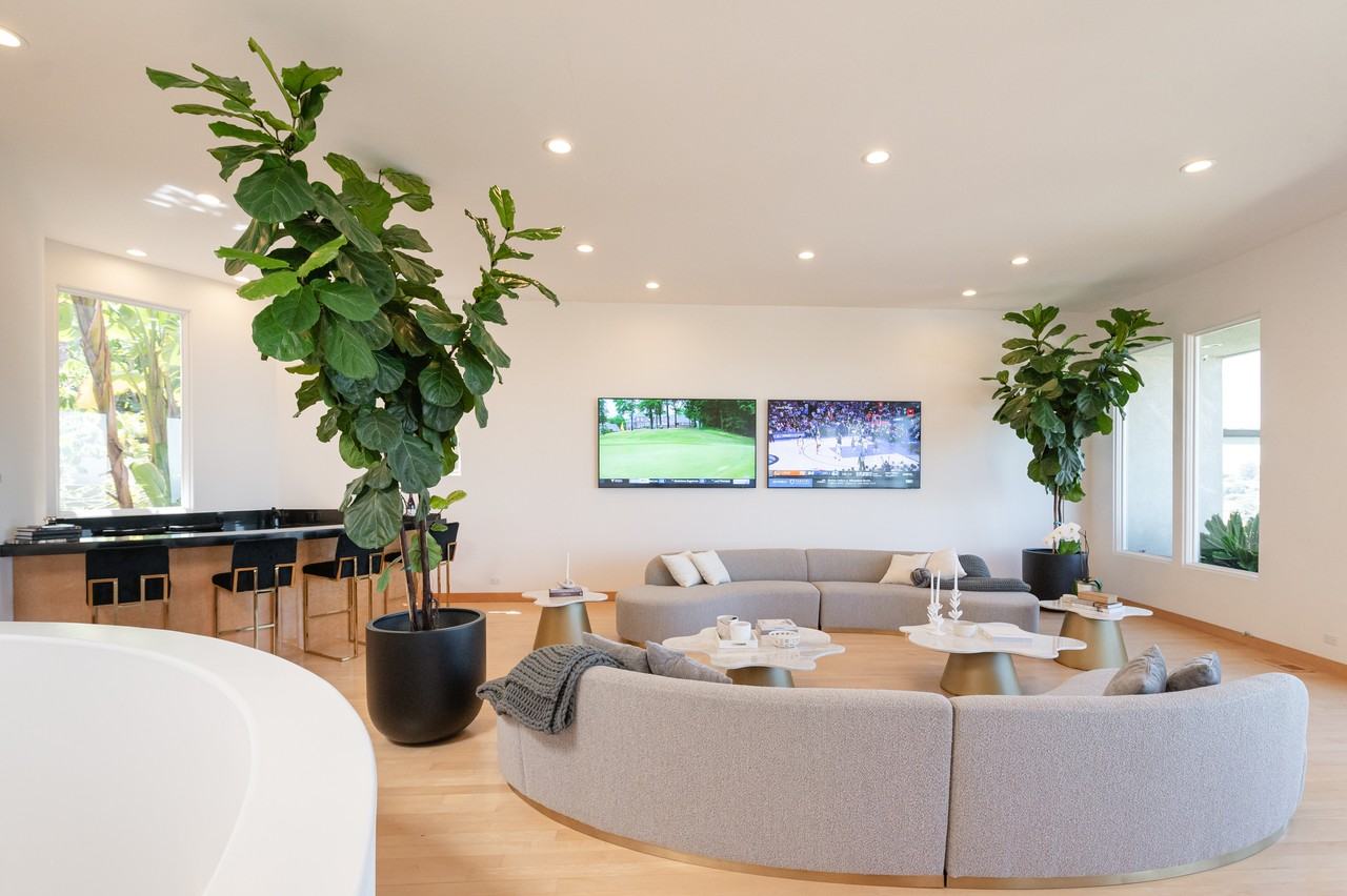 6878 Country Club Drive - Photo 3 of 121