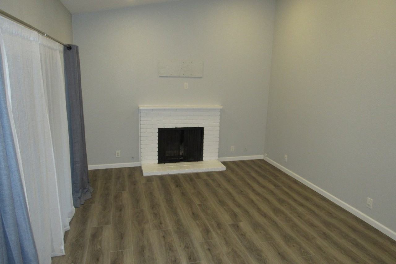 6907 Langmuir Ln - Photo 4 of 19