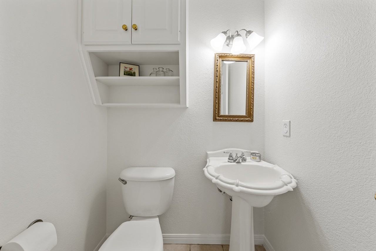 1694 Mclennan Crossing Rd - Photo 6 of 38