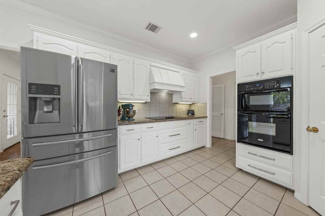1694 Mclennan Crossing Rd - Photo 7 of 38