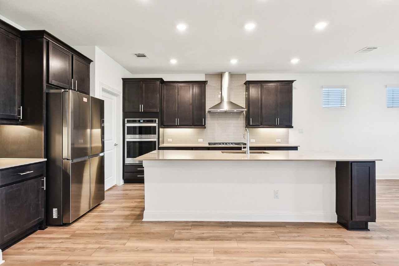 320 Fish Trap Rd - Photo 3 of 50