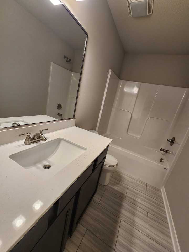 3963 Ne 2nd Ln #NA - Photo 7 of 9