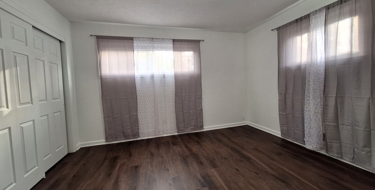 179 N Sylvan Ave #179 - Photo 4 of 5