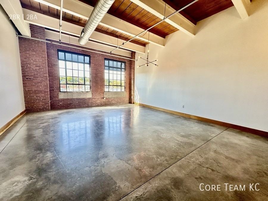 300 W 22nd St #312 - Photo 2 of 17