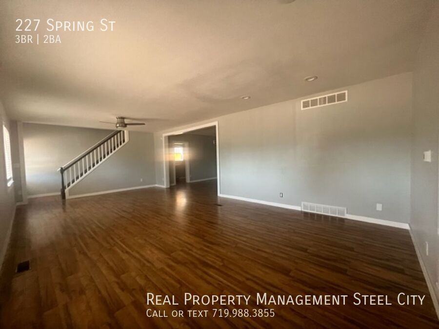 227 Spring St - Photo 3 of 22