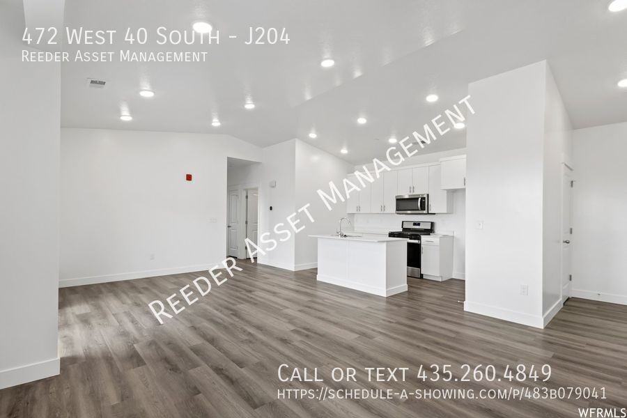 472 W 40 S #J204 - Photo 3 of 14