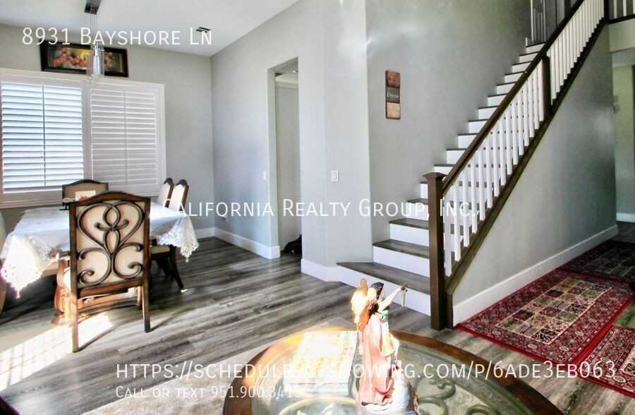 8931 Bayshore Ln - Photo 3 of 30