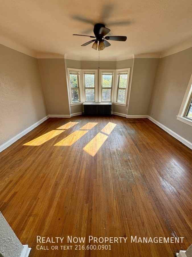 2976 S Moreland Blvd Apt 17 #2976-17 - Photo 2 of 4