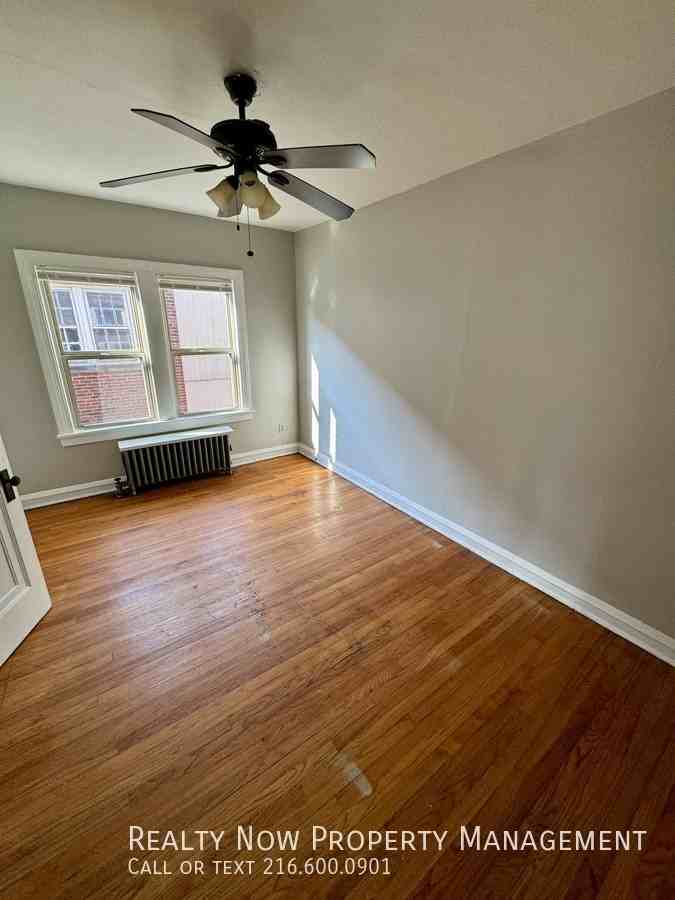 2976 S Moreland Blvd Apt 17 #2976-17 - Photo 3 of 4