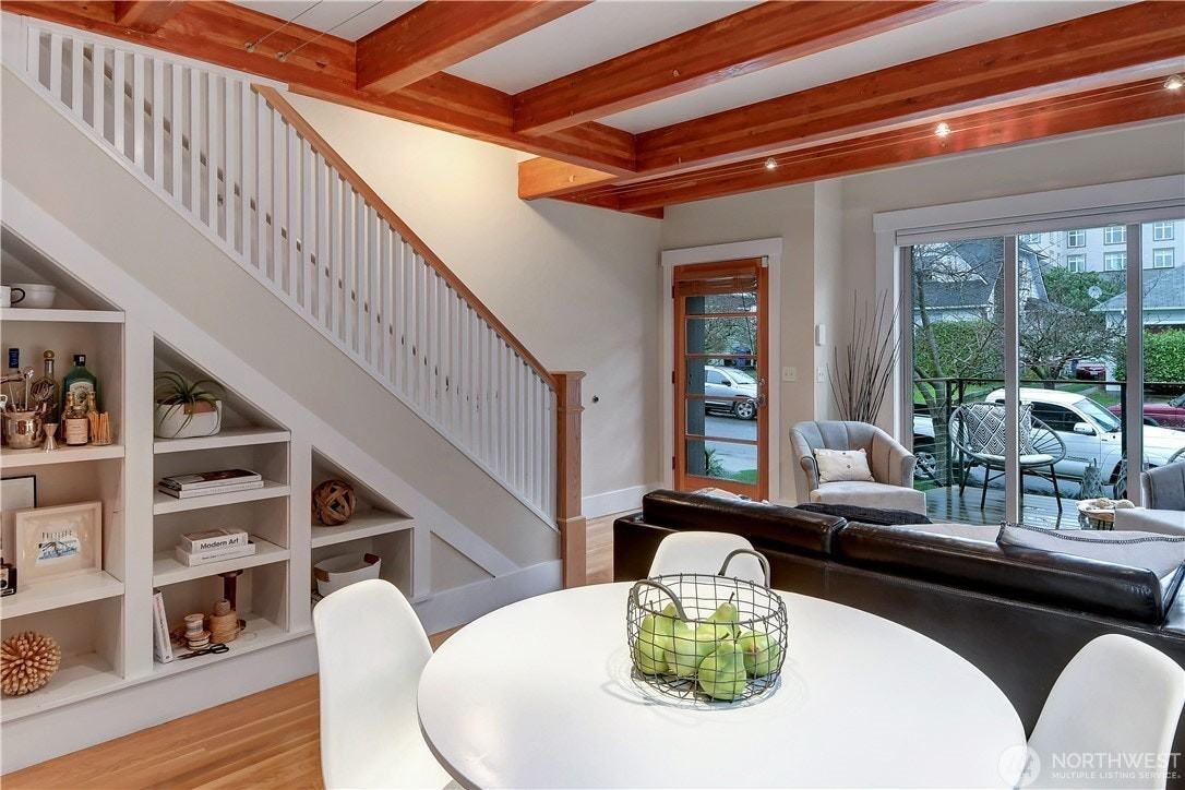 217 West Lee Street - Photo 5 of 18
