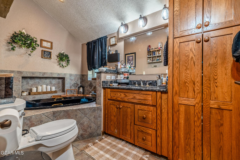 905 Park Ave - Photo 3 of 11