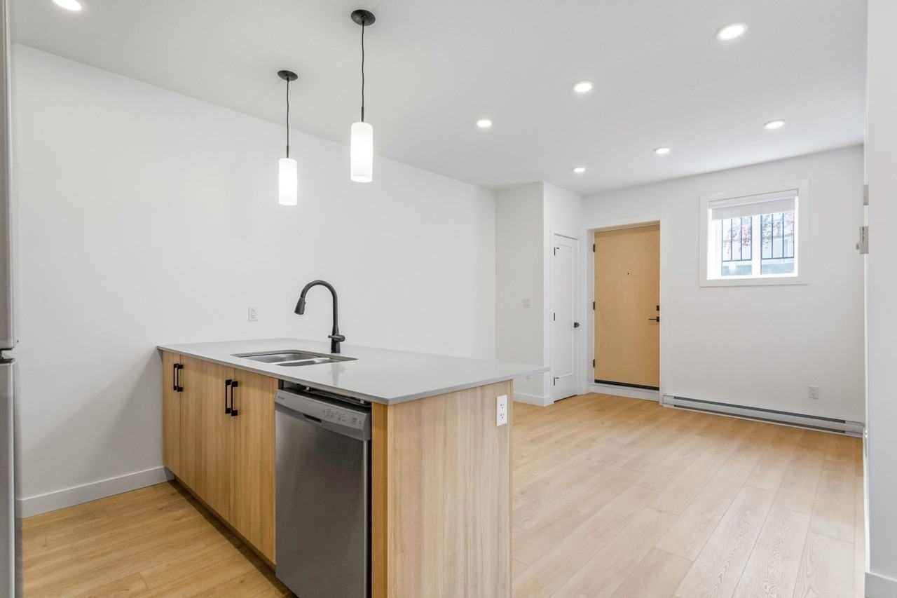 9801 153 St Nw Bsmt #9801BS1 - Photo 7 of 20