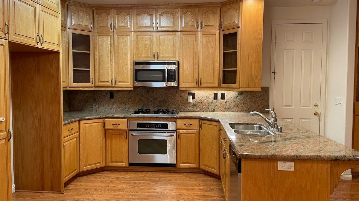 10881 Chestnut St - Photo 3 of 15