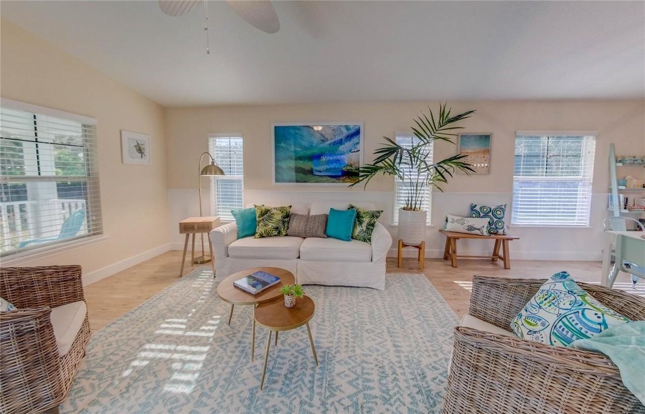 27 Malacompra Rd - Photo 7 of 50