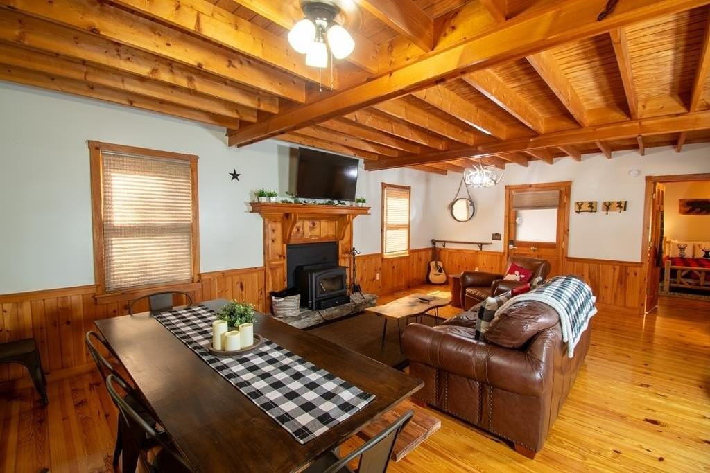 328 Sharp Top Cir - Photo 3 of 41