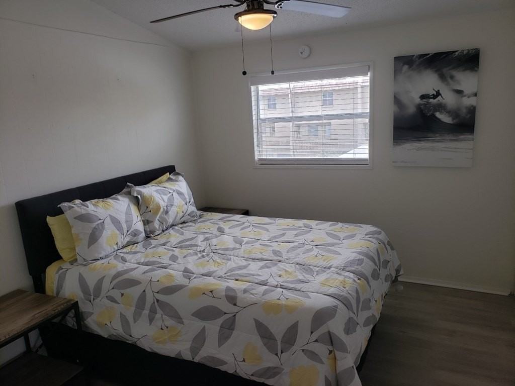 120 E Parade Dr - Photo 7 of 13