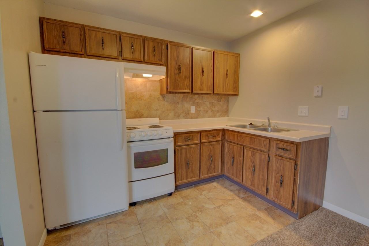 Homewood East Apartments - Photo 2 of 12