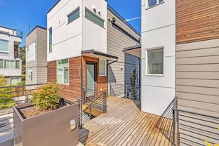118 27th Ave E #B - Photo 1 of 1