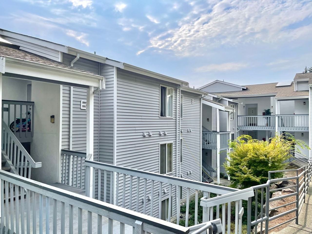 17300 91st Ave Ne #F101