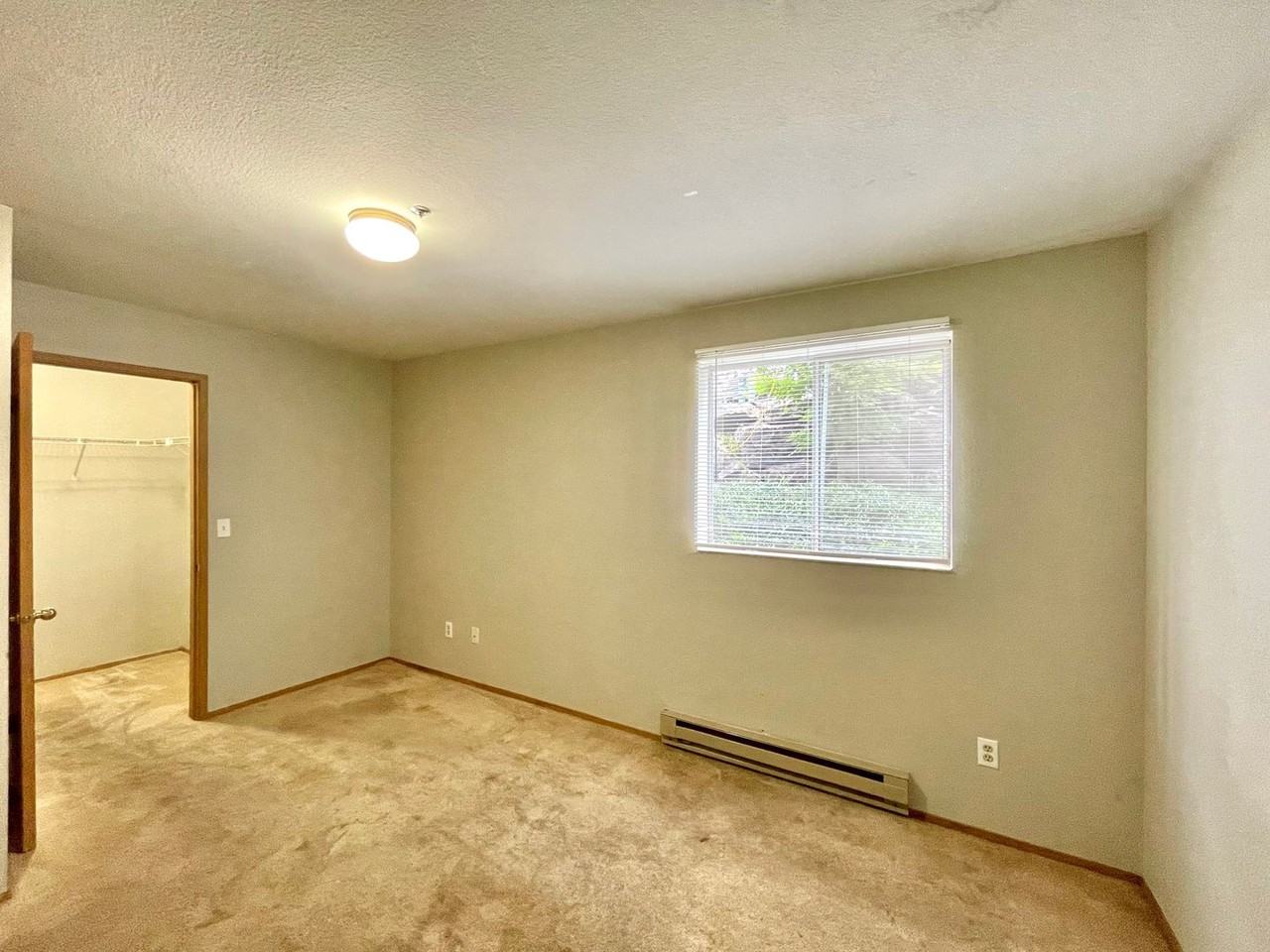 17300 91st Ave Ne #F101 - Photo 7 of 11