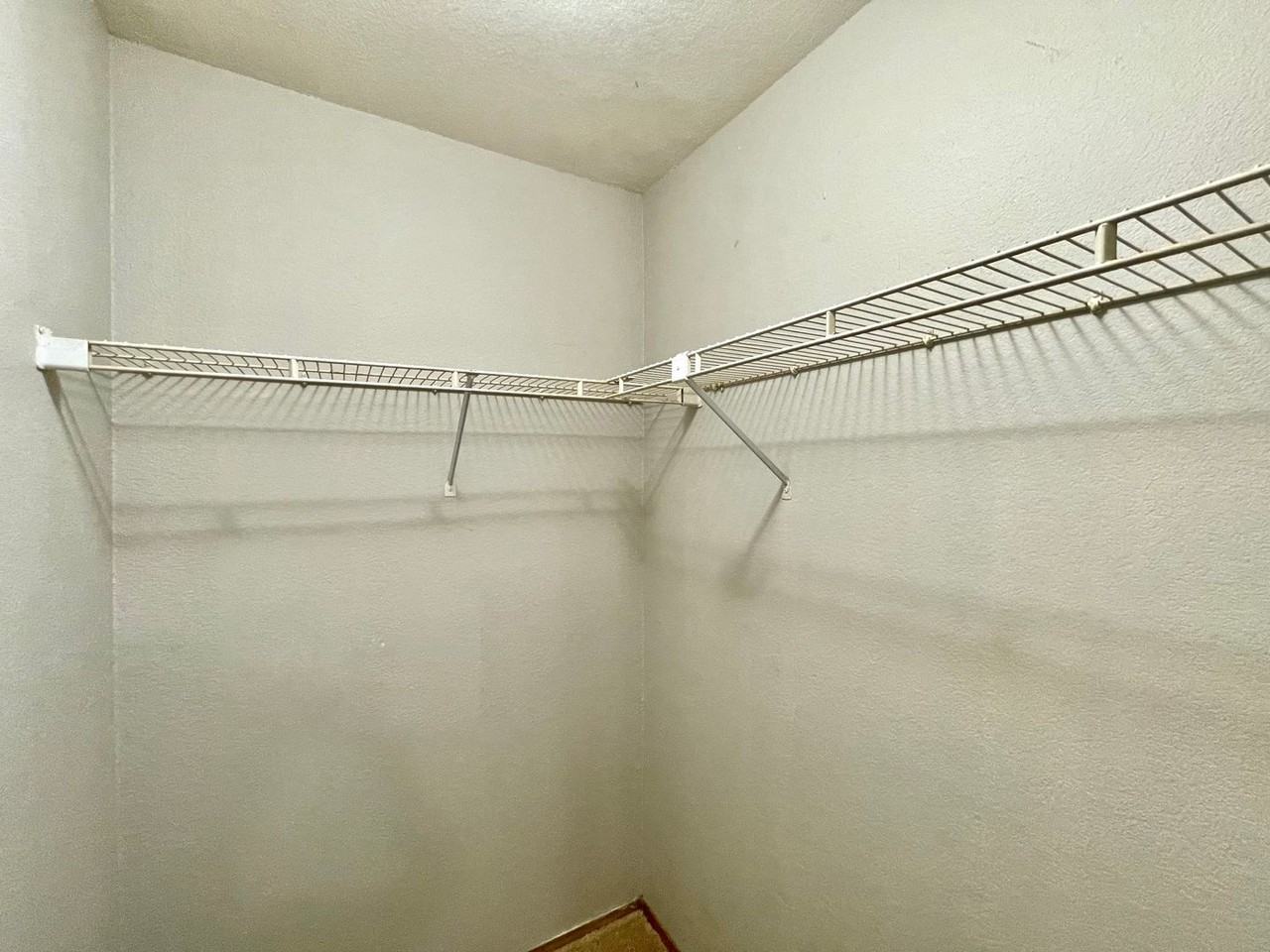 17300 91st Ave Ne #F101 - Photo 7 of 11