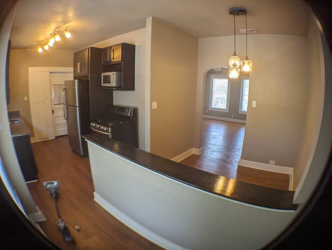 205 Queen Anne Ct #4 - Photo 2 of 5