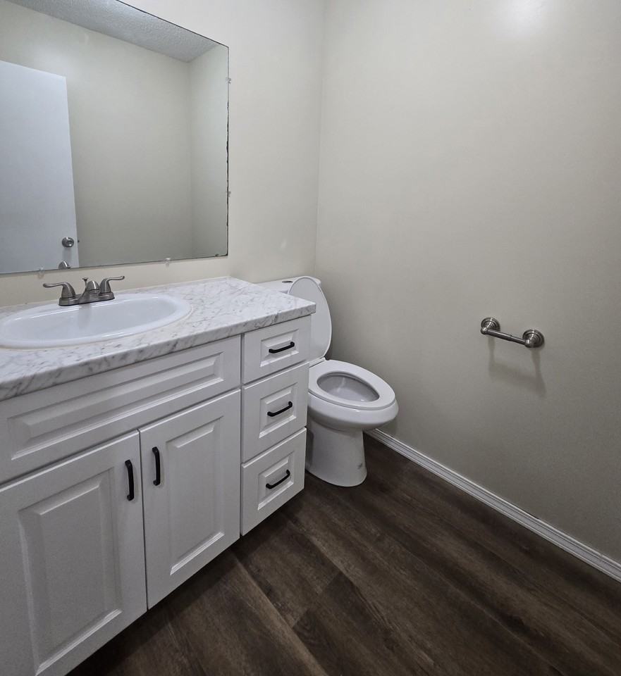 4050 S Western Ave - Photo 7 of 15