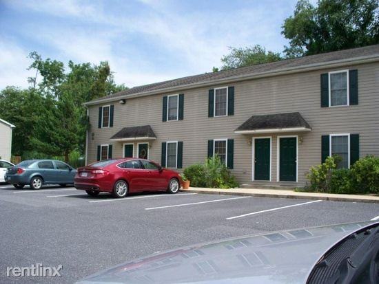 Clifton Knolls Townhomes - Photo 3 of 10